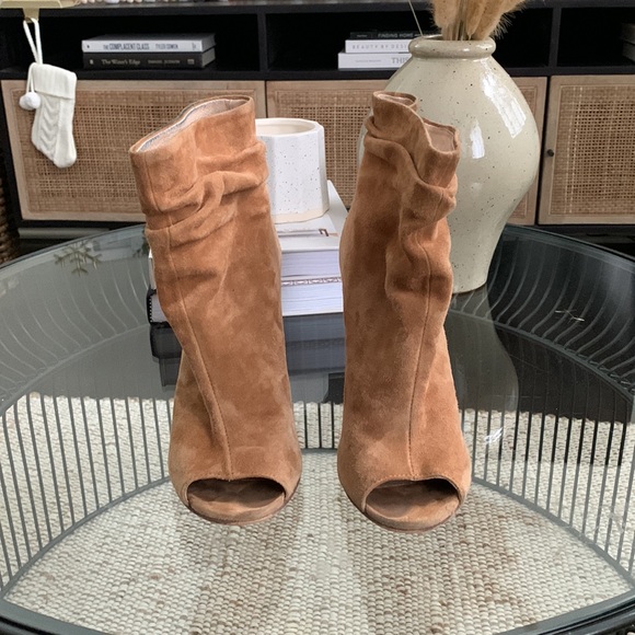 Chinese Laundry x Kristin Cavallari Laurel Suede Booties, Size 8.5 - Picture 3 of 10